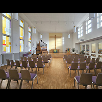 Berlin, Evangelisch-methodistische Erlöserkirche Tegel, Innenraum in Richtung Orgel und Altar
