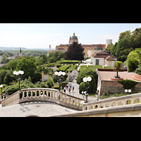 Melk, Benediktinerkloster, Stiftkirche St. Petrus und Paulus, Zugang von Osten vom Hauptparkplatz