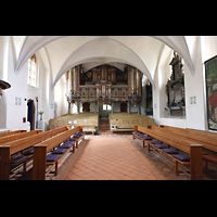Basedow, Dorfkirche, Innenraum in Richtung Orgel