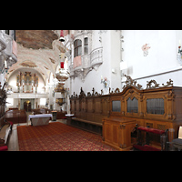 Cham, St. Jakob, Blick vom Chorraum auf die Chororgel und zur Hauptorgel