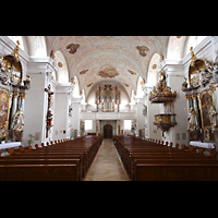 Cham, St. Jakob, Innenraum in Richtung Orgel