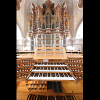 Cham, St. Jakob, Spieltisch mit Hauptorgel