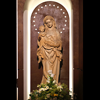 Kempten, Basilika St. Lorenz, Marienstatue im linken Eingangsbereich