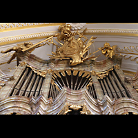 Kempten, Basilika St. Lorenz, Figurenschmuck und oberer Prospektteil der Laurentiusorgel perspektviisch