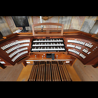 Kempten, Basilika St. Lorenz, Hauptorgelspieltisch von oben