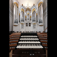Kempten, St. Mang, Hauptorgel mit Spieltisch
