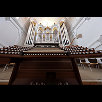 Kempten, St. Mang, Hauptorgel mit Spieltisch perspektivisch