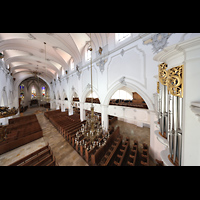 Kempten, St. Mang, Blick emntlang des Rckpositivs in die Kirche
