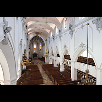 Kempten, St. Mang, Seitlicher Blick von der Hauptorgelempore in dir Kirche