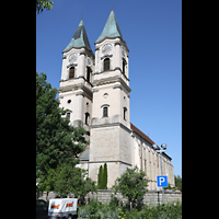 Niederaltaich, Benediktinerabtei, Basilika St. Mauritius, Ansicht vom Kirchplatz