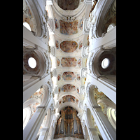 Niederaltaich, Benediktinerabtei, Basilika St. Mauritius, Hauptschiffgewlbe und Orgel