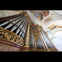 Niederaltaich, Benediktinerabtei, Basilika St. Mauritius, Orgelprospekt perspektivisch seitlich