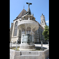 Nrdlingen, St. Georg, Jugendstil-Kriegerbrunnen von Georg Wrba (1902) auf dem Rbenmarkt