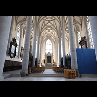 Nrdlingen, St. Georg, Hauptschiff in Richtung Chor