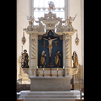 Nrdlingen, St. Georg, Sptgotischer, 1683 von JohannMichael Ehinger barockisierter Hochaltar