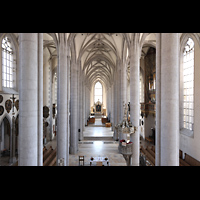 Nrdlingen, St. Georg, Blick von der Hauptorgelempore in die Kirche