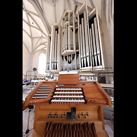 Nrdlingen, St. Georg, Spieltisch und Hauptorgel