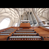 Nrdlingen, St. Georg, Spieltisch und Hauptorgel