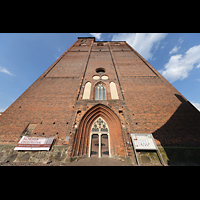 Tangermnde, St. Stephan, Westfassade mit Hauptportal