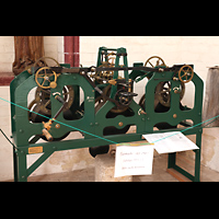 Tangermnde, St. Stephan, Ehemaliges Uhrwerk der Turmuhr von 1902