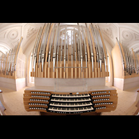 Weilheim i.OB., Stadtpfarrkirche Mari Himmelfahrt, Spieltisch und Orgel