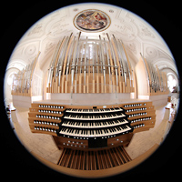 Weilheim i.OB., Stadtpfarrkirche Mari Himmelfahrt, Spieltisch und Orgel