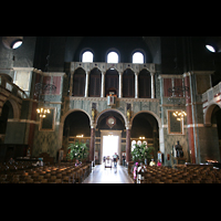 London, Westminster Cathedral, Rckwand mit Hauptportal und Orgelkammer