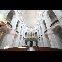 Dresden, Kathedrale (ehem. Hofkirche), Hauptschiff mit Orgel