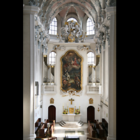Würzburg, Augustinerkirche, Chorraum mit Chororgel