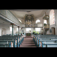 Mettenheim, St. Martin, Innenraum / Hauptschiff in Richtung Orgel