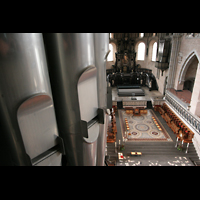 Trier, Dom St. Peter, Pedalpfeifen der Hauptorgel und Blick zur Chororgel