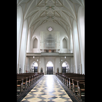 München (Munich), St. Johann Baptist (kath.), Innenraum / Hauptschiff in Richtung Orgel