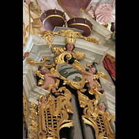 Frstenfeldbruck, Klosterkirche, Ornamente am linken Pedalturm