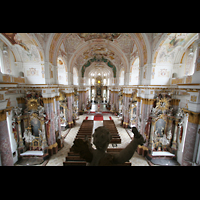 Frstenfeldbruck, Klosterkirche, Blick ber die Emporenbrstung in die Kirche