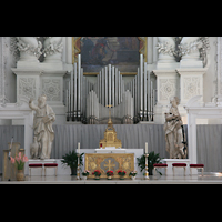 München (Munich), Theatinerkirche St. Kajetan, Orgel und Altar