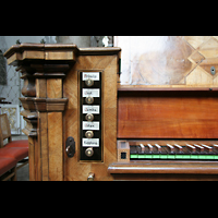 Füssen, Basilika St. Mang, Linke Registerstaffel am Spieltisch der Chororgel