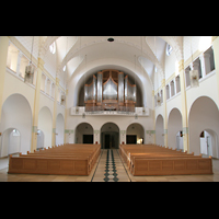 Vilshofen, Benediktinerabtei St. Trinitatis, Innenraum / Hauptschiff in Richtung Hauptorgel