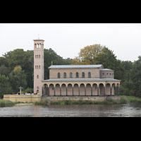 Potsdam, Heilandskirche, Seitenansicht von der Havel