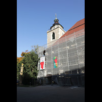Kirchheim unter Teck, Stadtkirche St. Martin, Auenansicht (eingerstet) mit Turm