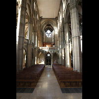Stuttgart, Johanneskirche, Innenraum in Richtung Orgel
