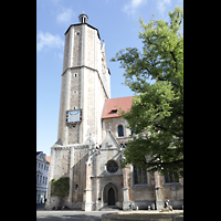 Braunschweig, Dom St. Blasii, Sdturm mit Sonnenuhr