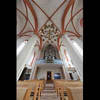 Braunschweig, St. Petri, Blick zur Orgel und ins Gewölbe