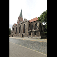 Braunschweig, St. Petri, Seitenansicht von An der Petrikirche aus
