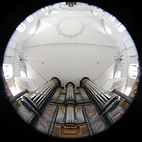 Malters, St. Martin, Gesamter Innenraum mit Orgel