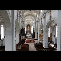 Luzern, Hofkirche St. Leodegar, Blick von der Orgelempore in die Kirche