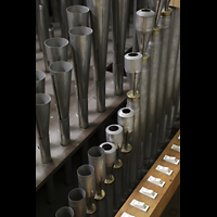 Luzern, Hofkirche St. Leodegar, Pfeifen der Vox Humana (rechts) und der Trompete (links) im Fernwerk
