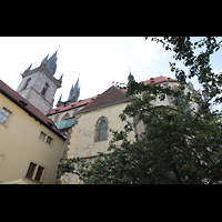 Praha (Prag), Matka Bo pred Tnem (Teyn-Kirche), Seitenansicht