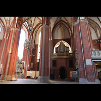 Brandenburg, St. Katharinen, Chorrorgel in der südlichen Vierung