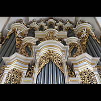 Merseburg, Dom St. Johannes und St. Laurentius, Reich verzierter barocker Orgelprospekt