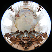 Arlesheim, Dom, Orgelprospekt und Blick in den gesamten Innenraum